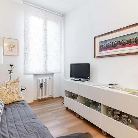 Center Urban Flat *